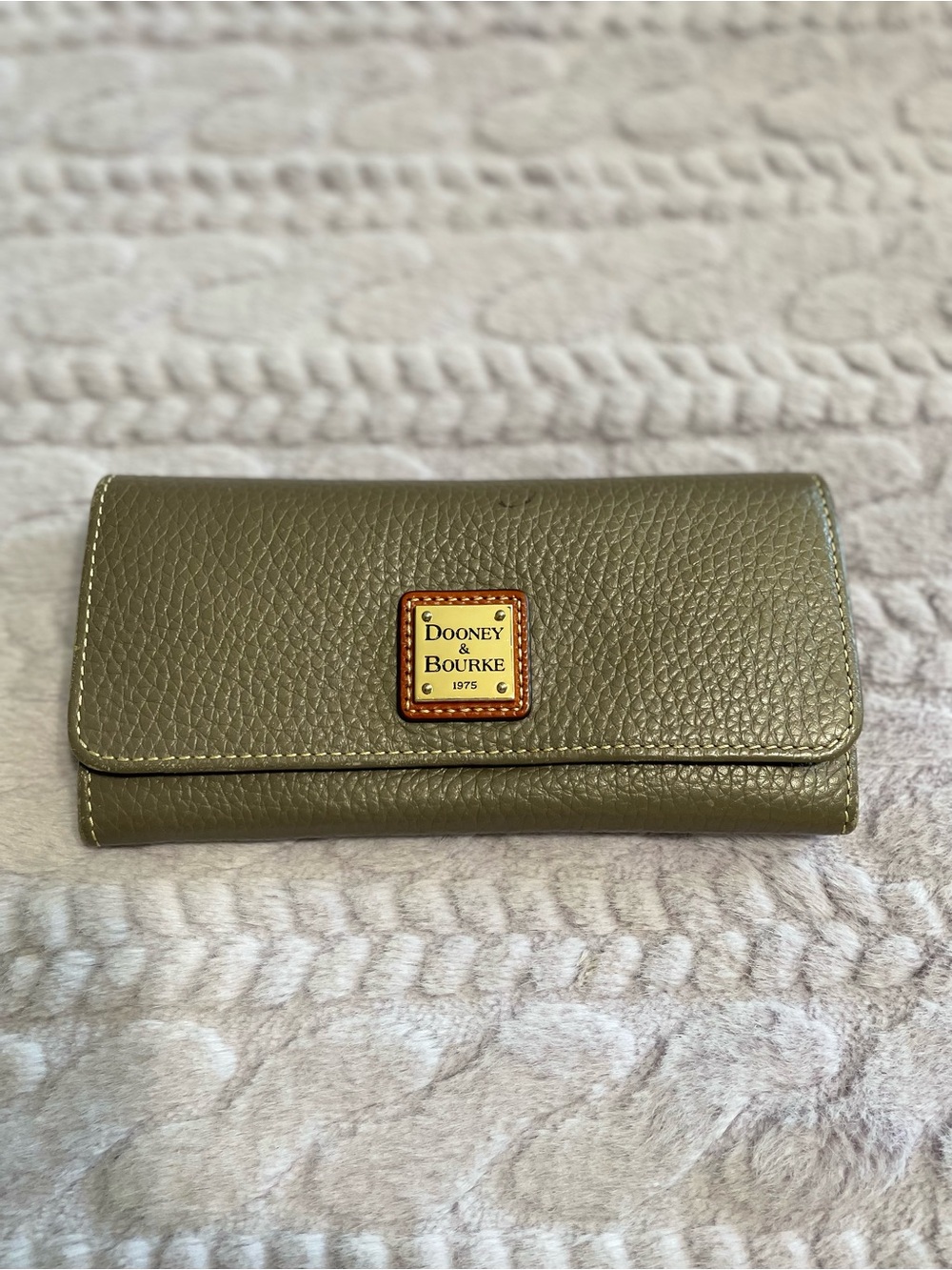 Dooney & Bourke Olive Green Pebble Leather Wallet